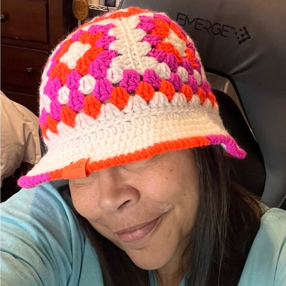 Handmade, Unisex, crochet retro style Bucket Hat - Picture 4 of 4